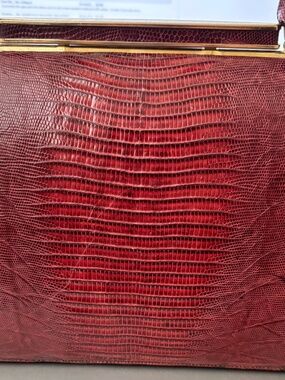 Vintage Bellestone Purse Alligator or Lizard